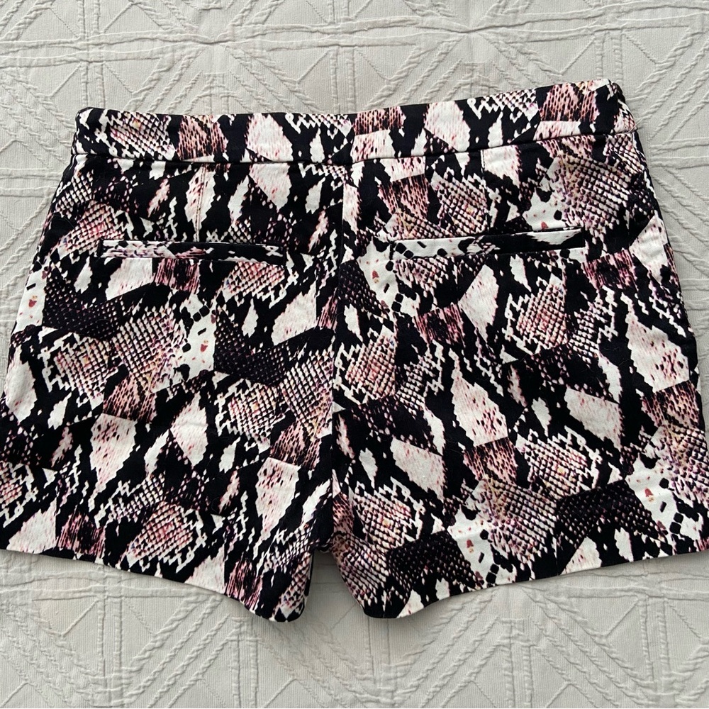 Pink Snake Print Shorts - Picture 3 of 10